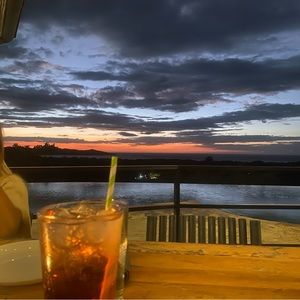 Meet your Posher, Ava